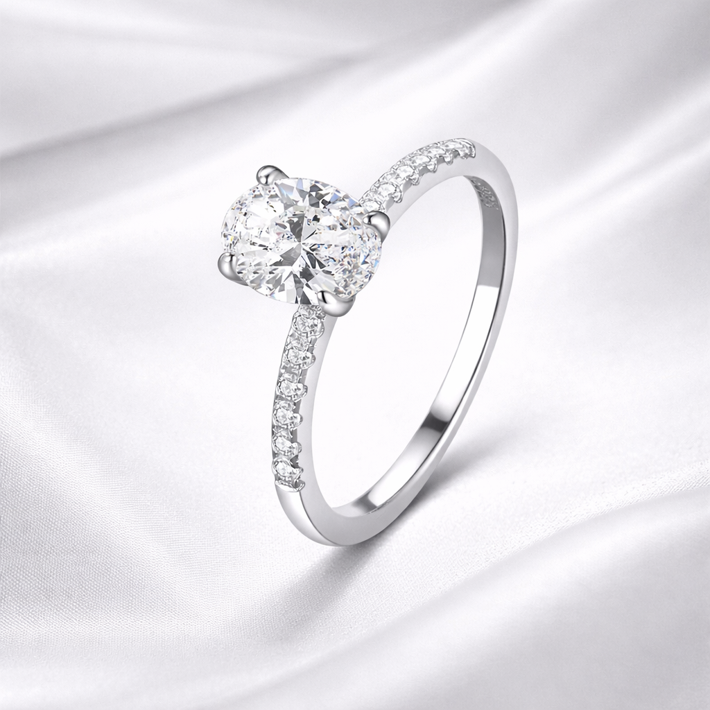 Oval Cut Moissanite Ring 1,5ct