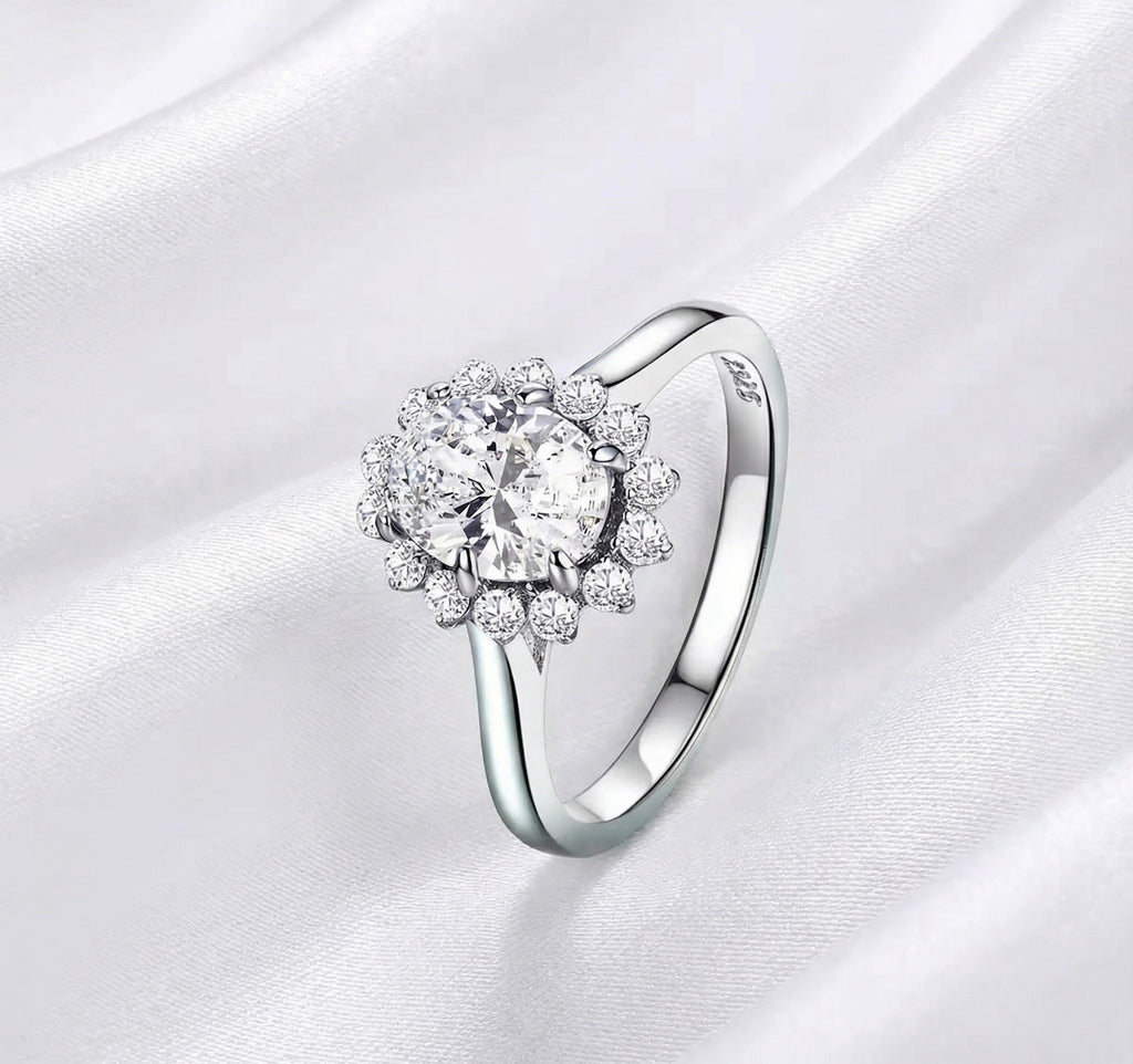 Oval Cut Moissanite Halo Ring 1.5Ct