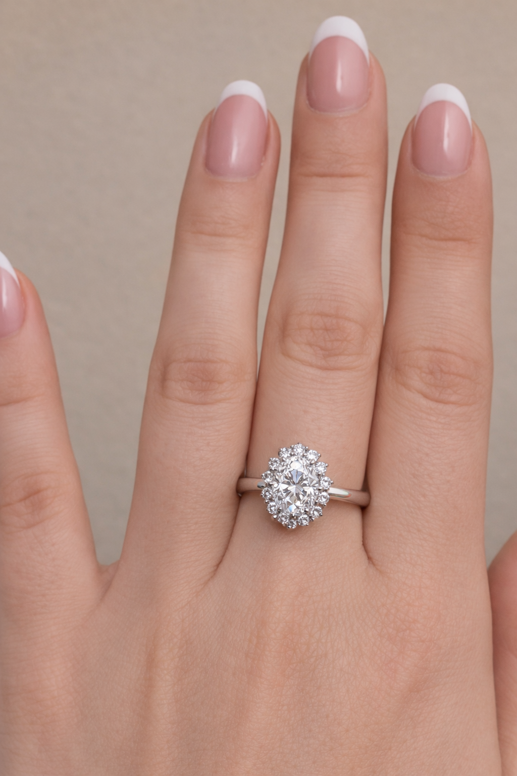 Oval Cut Moissanite Halo Ring 1.5Ct